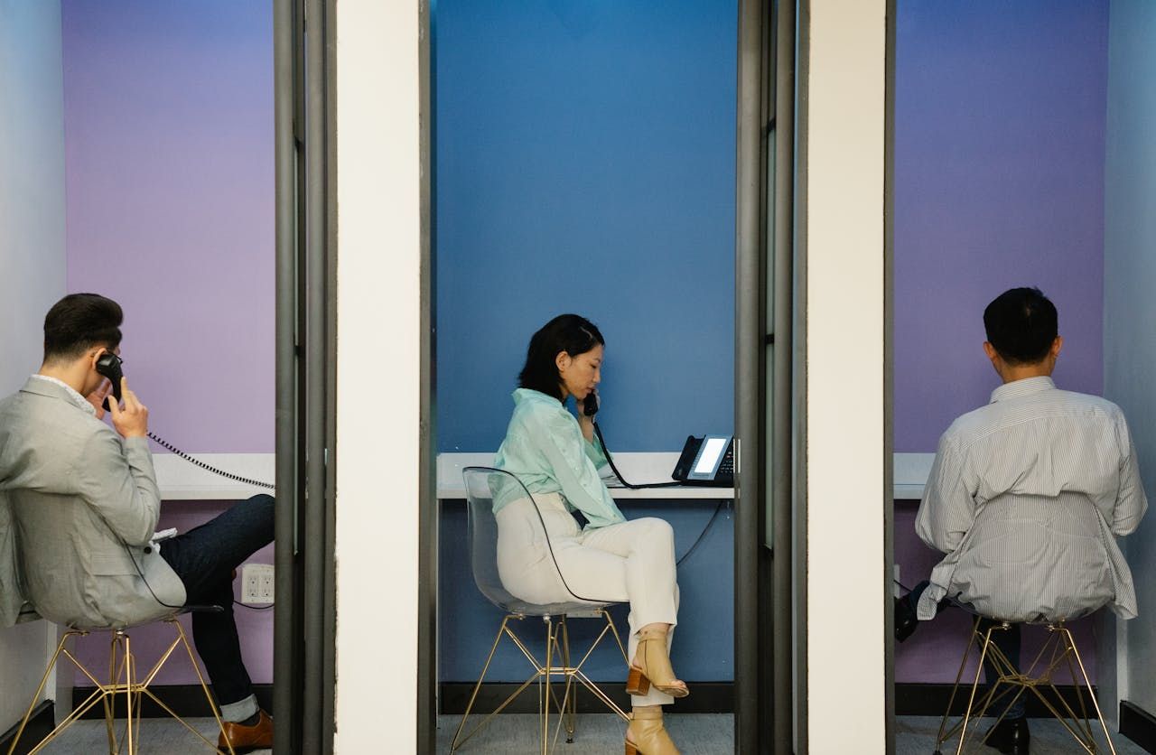Modern office huddle spaces