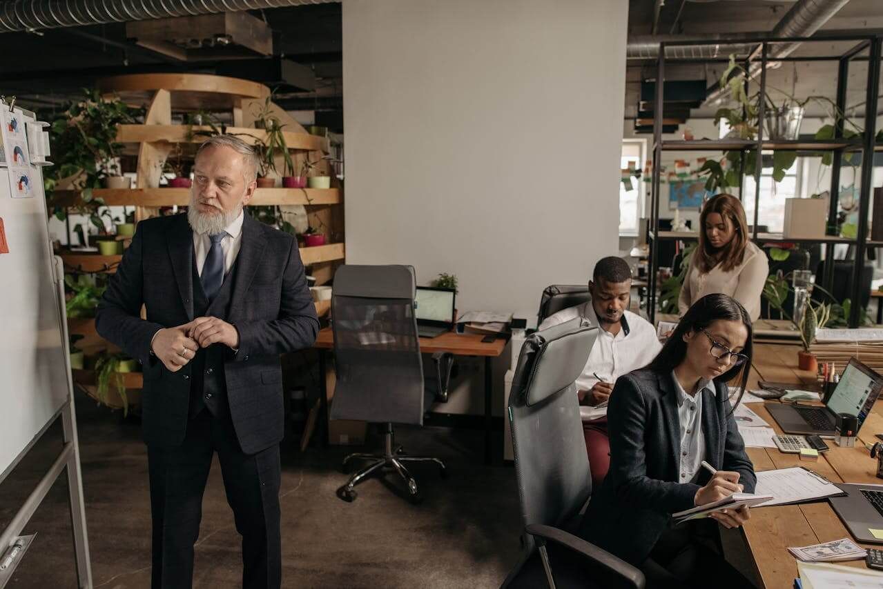 A Resimercial office space with many different places to work