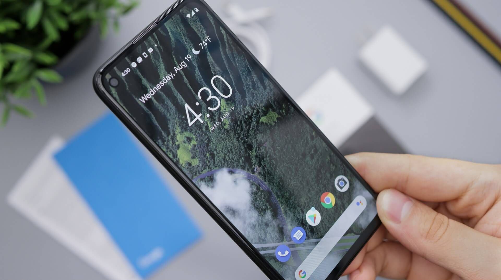 Screen mirroring from an Android phone